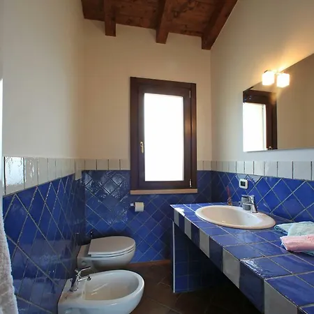 Casale Madeccia Country house