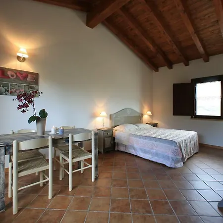 Casale Madeccia * Sonnino